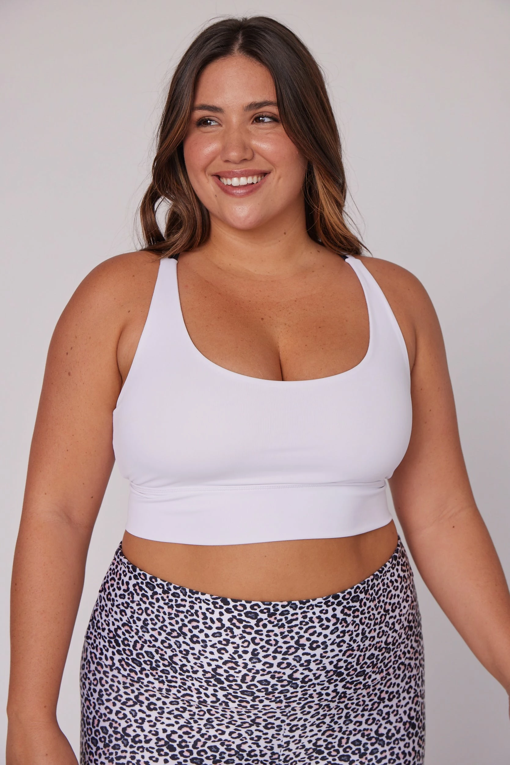 ONZIE LSF Sacred Bra - Tennis Club Contrast Tops 8 ONZIE LSF Sacred Bra - Tennis Club Contrast Tops