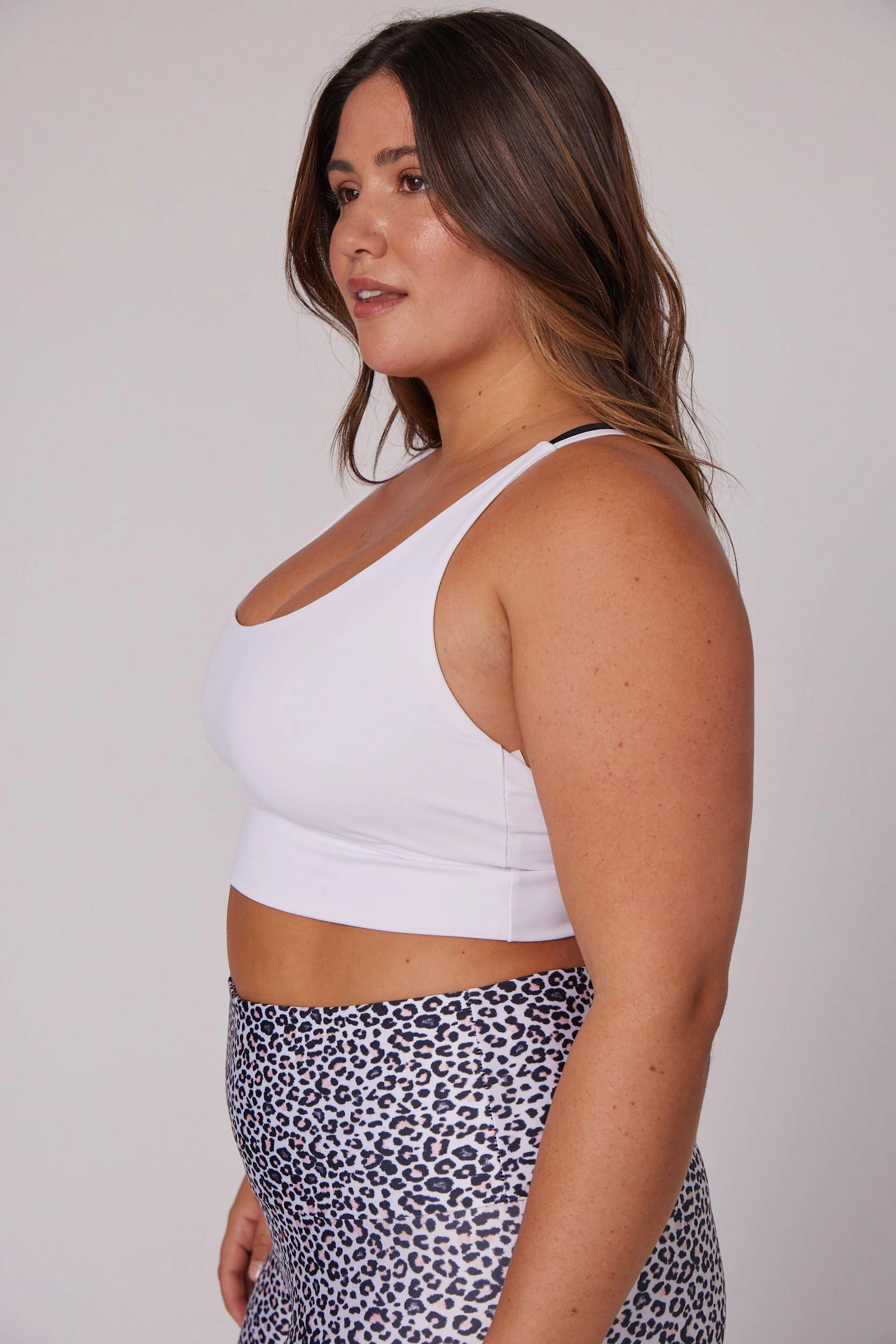 ONZIE LSF Sacred Bra - Tennis Club Contrast Tops 9 ONZIE LSF Sacred Bra - Tennis Club Contrast Tops