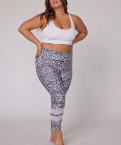 ONZIE LSF Sacred Bra - Tennis Club Contrast Tops 21 ONZIE LSF Sacred Bra - Tennis Club Contrast Tops