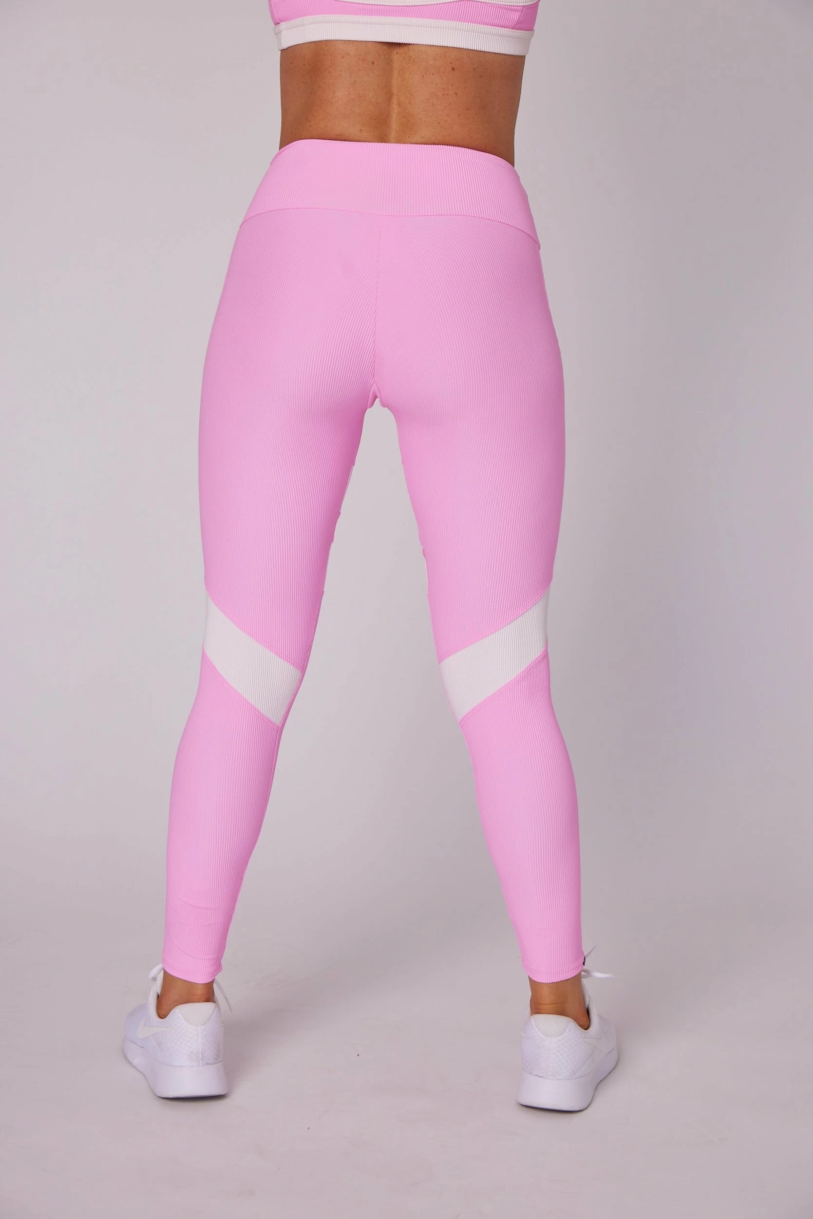 ONZIE LSF Cadence Legging - Move Pink 5 ONZIE LSF Cadence Legging - Move Pink