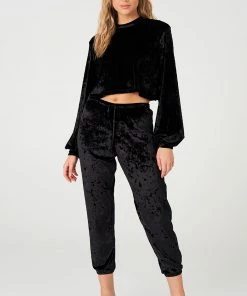 Onzie Velvet Sweatpant - Black Crushed Velvet
