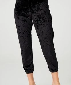 Onzie Velvet Sweatpant - Black Crushed Velvet