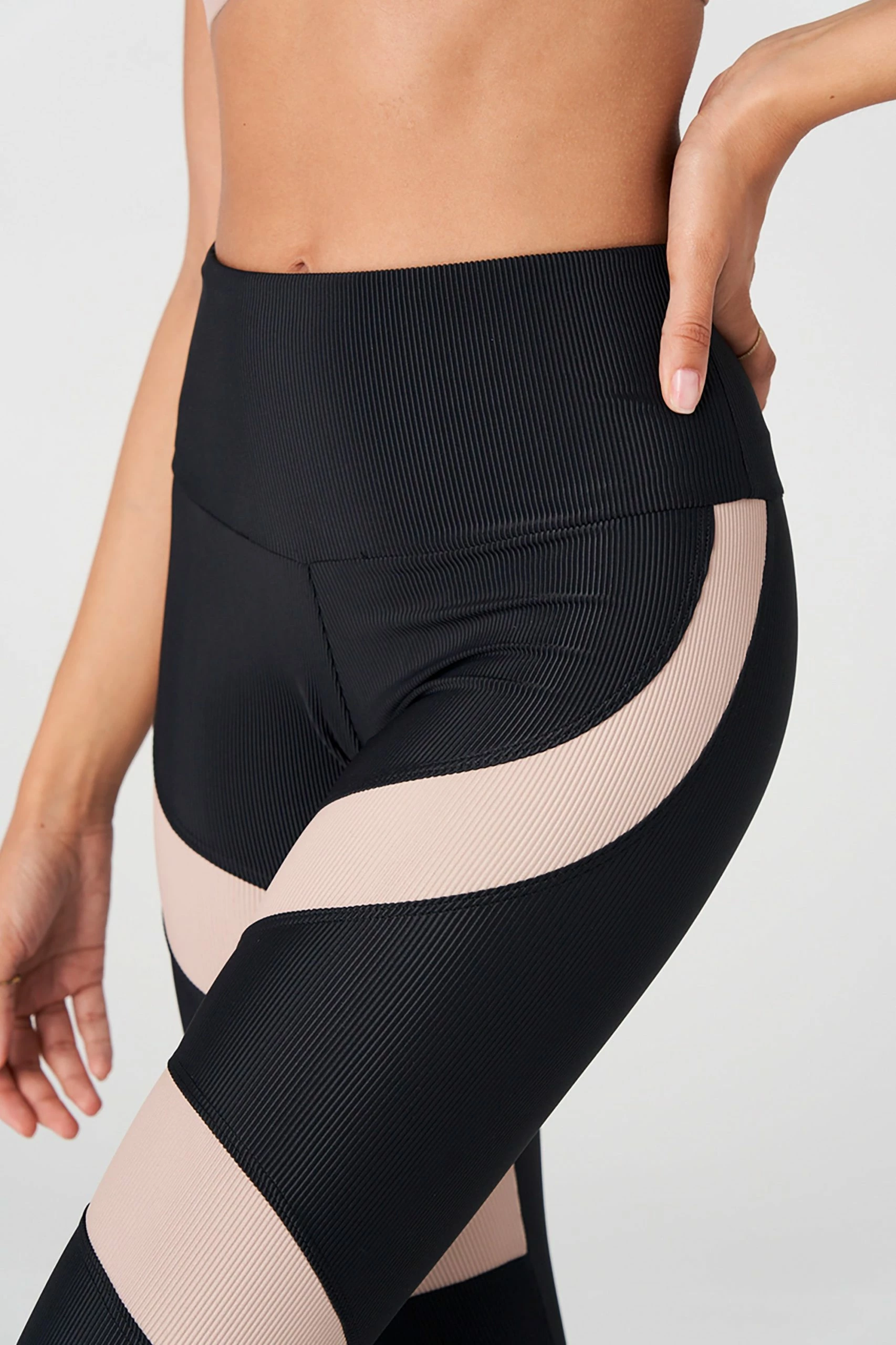 Onzie Cadence Legging - Black Rib Taupe Rib 7 Onzie Cadence Legging - Black Rib Taupe Rib