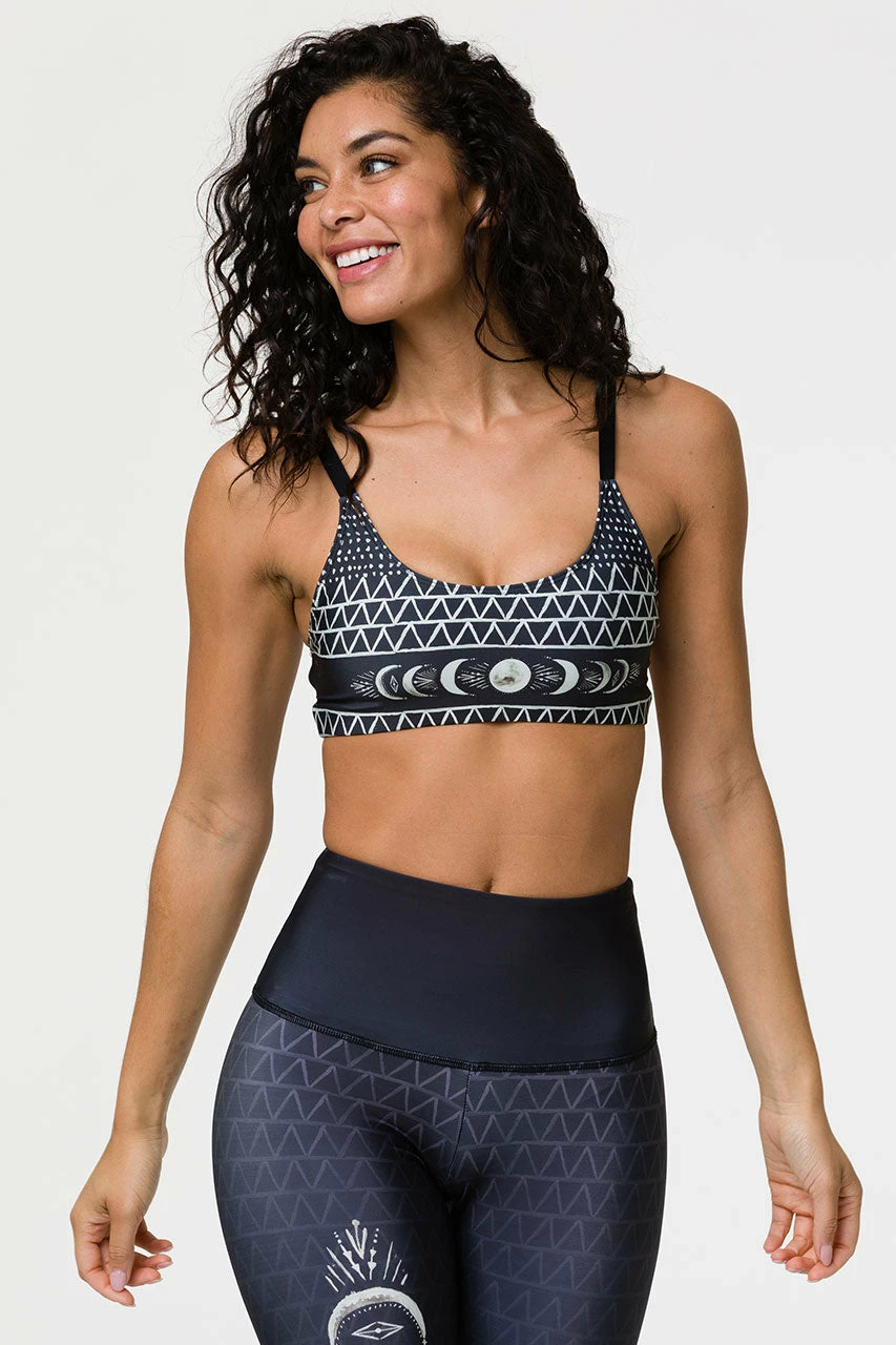 Onzie Flow Graphic Elastic Bra - Las Lunas 7 Onzie Flow Graphic Elastic Bra - Las Lunas
