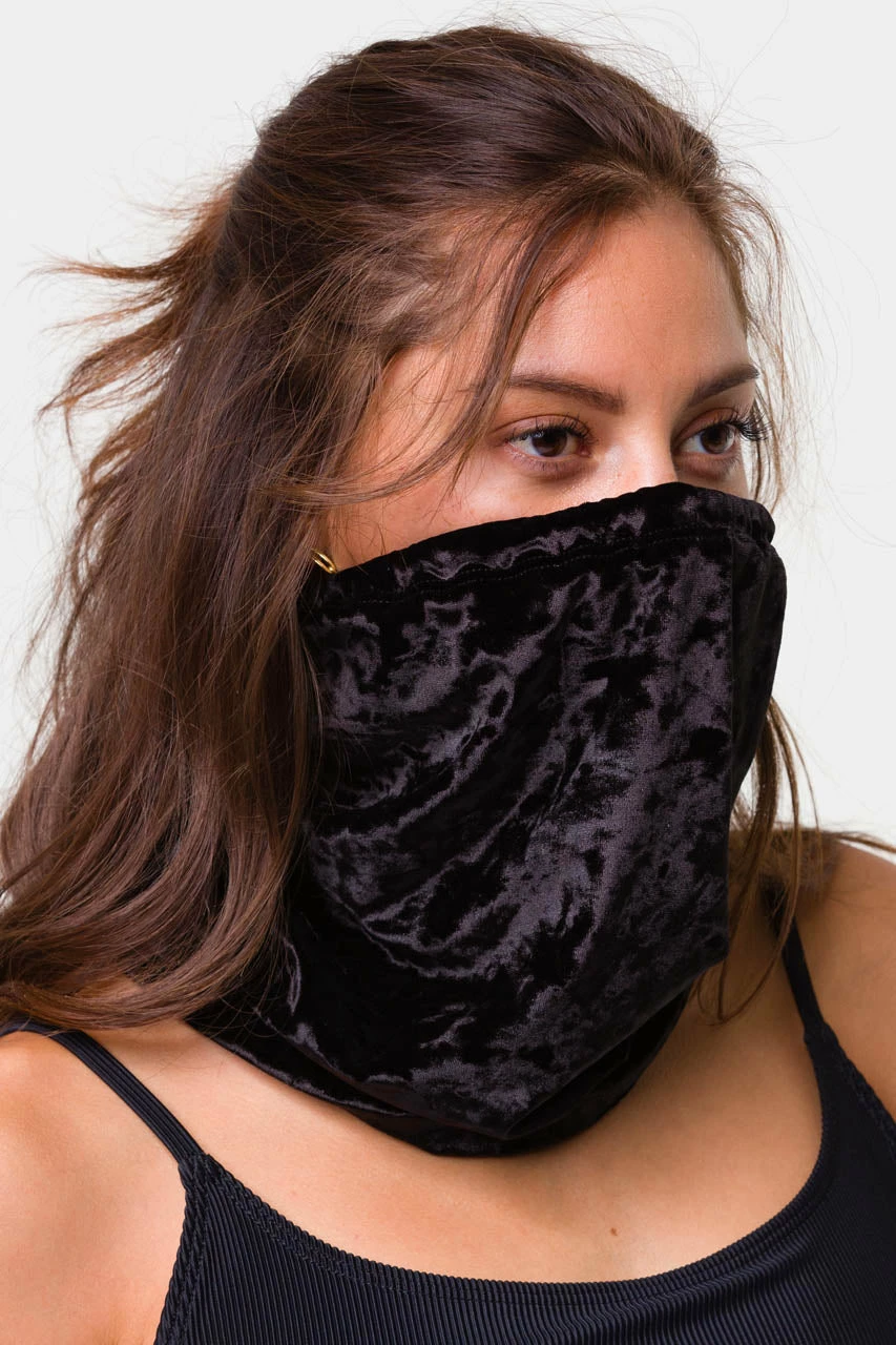 Onzie Mindful Masks Face Cover - Black Velvet 5 Onzie Mindful Masks Face Cover - Black Velvet
