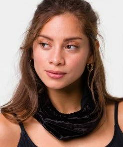 Onzie Mindful Masks Face Cover - Black Velvet