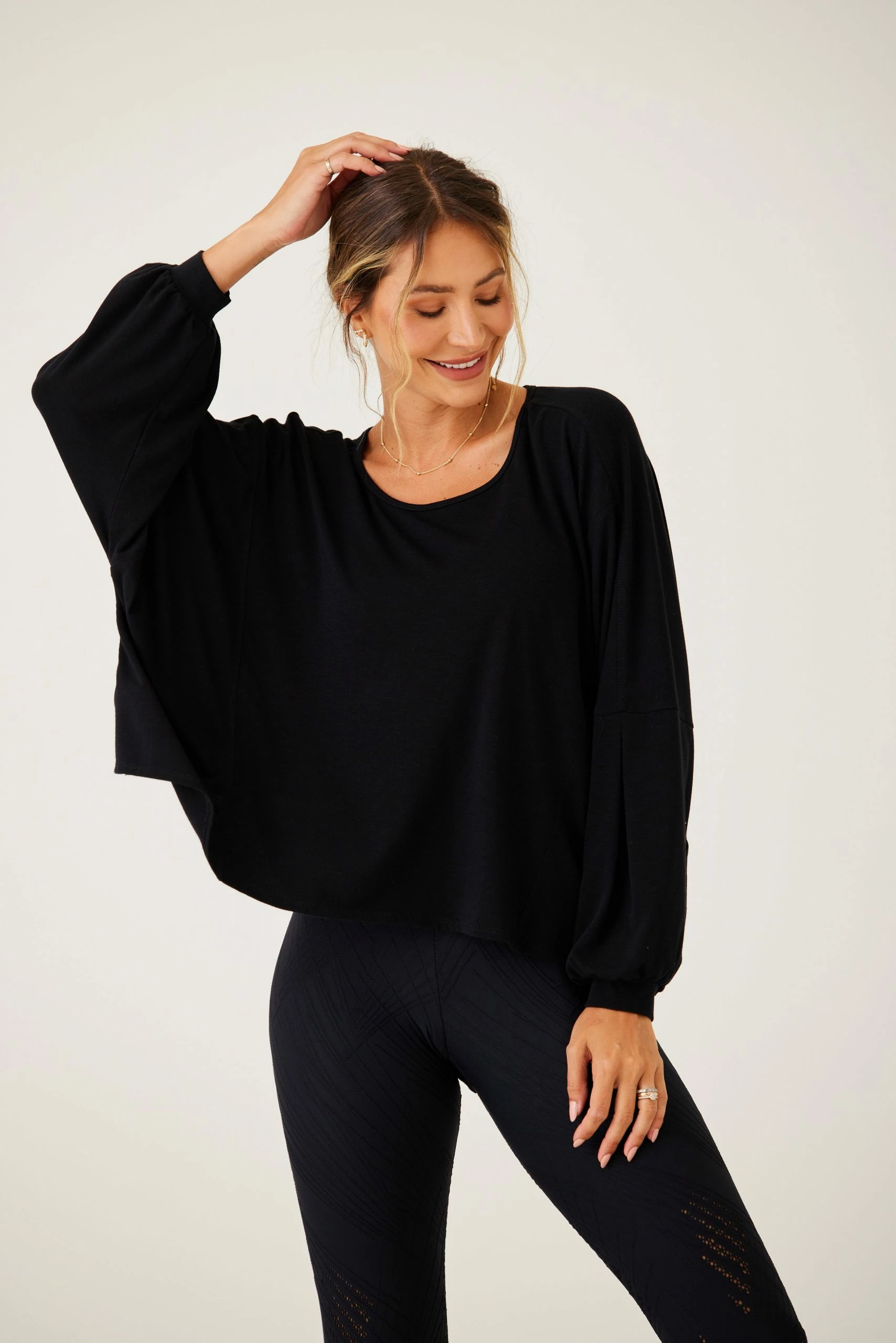 Onzie Om Top - Black 6 Onzie Om Top - Black