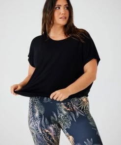 Onzie Tops Drop Back Top - Black