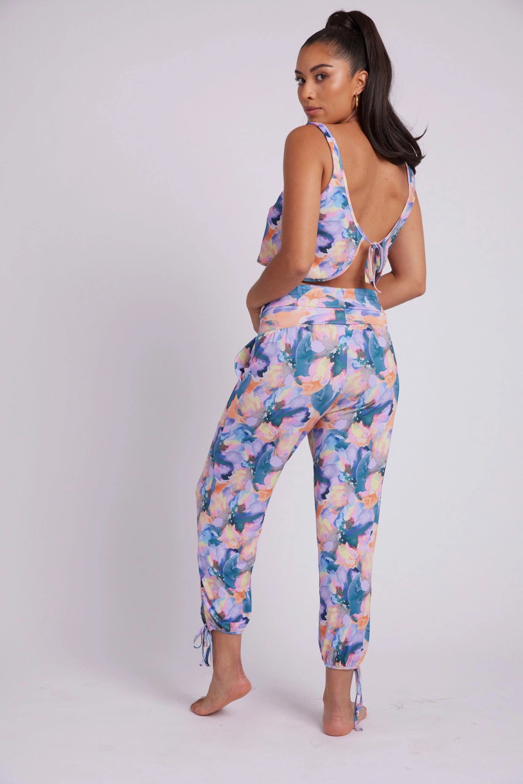 ONZIE Women's New Gypsy Pant - Flora Aura 4 ONZIE Women's New Gypsy Pant - Flora Aura