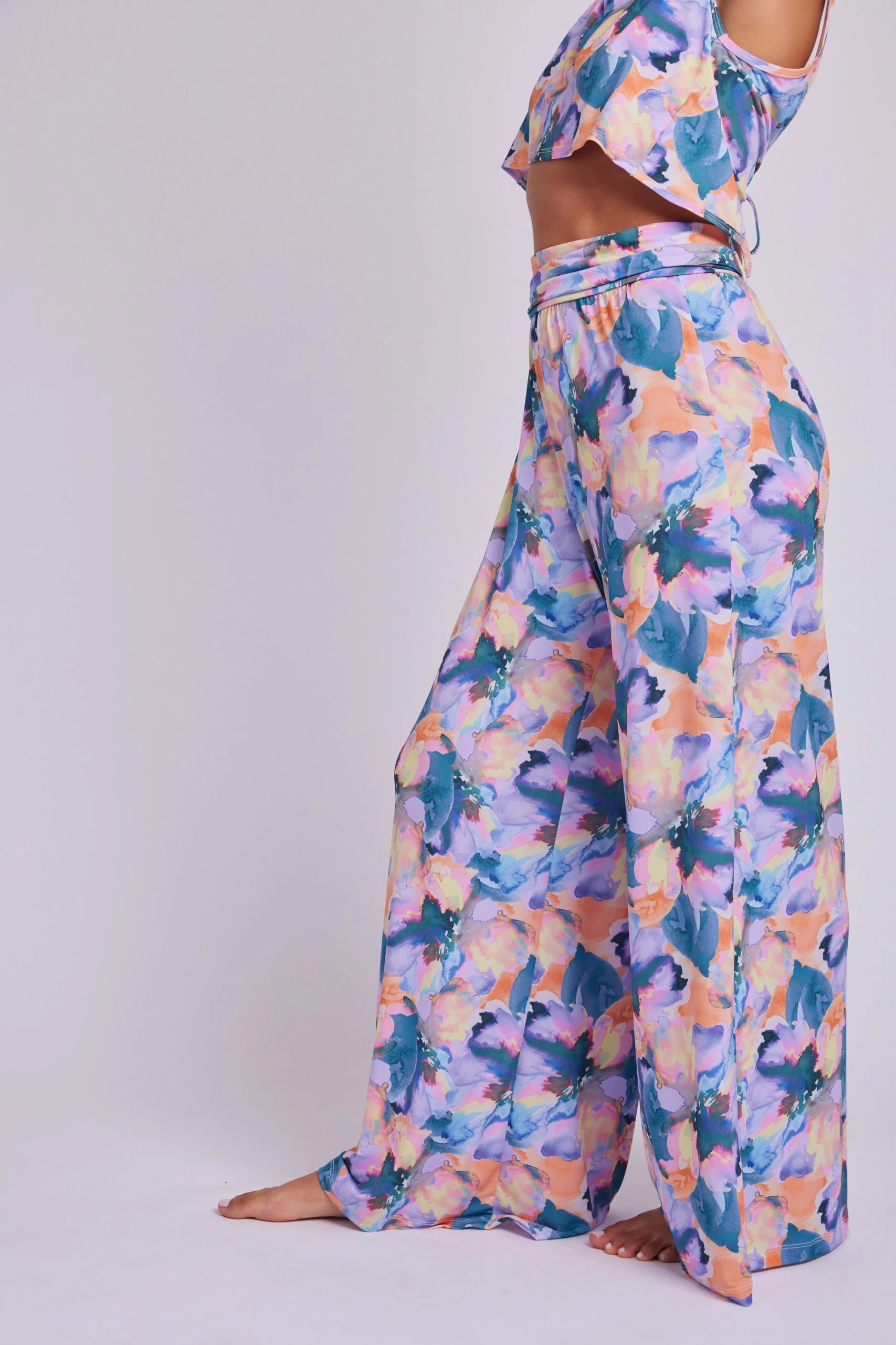 ONZIE Bahia Pant - Flora Aura 5 ONZIE Bahia Pant - Flora Aura