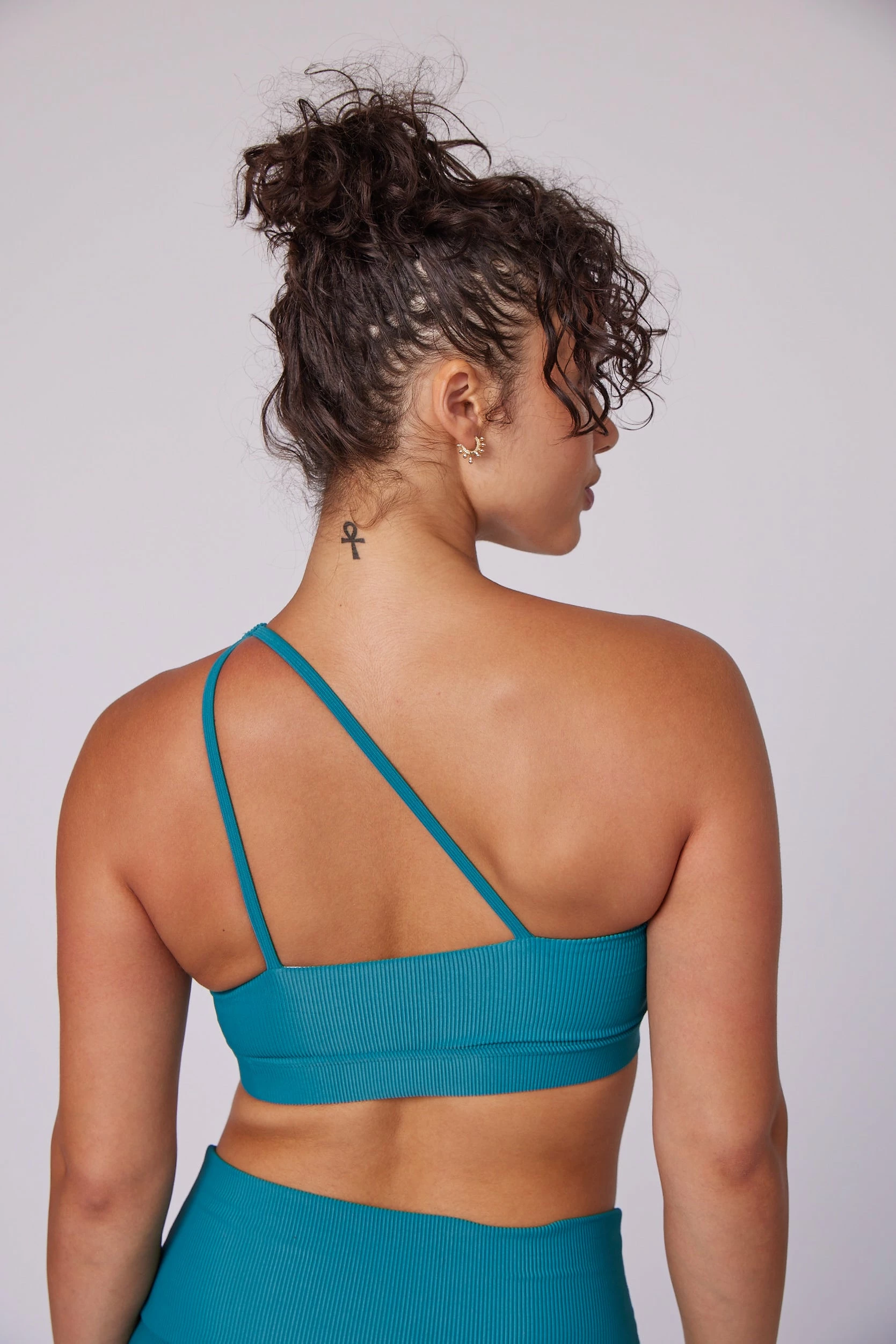 ONZIE Sutra Bra - Aquamarine Rib 4 ONZIE Sutra Bra - Aquamarine Rib