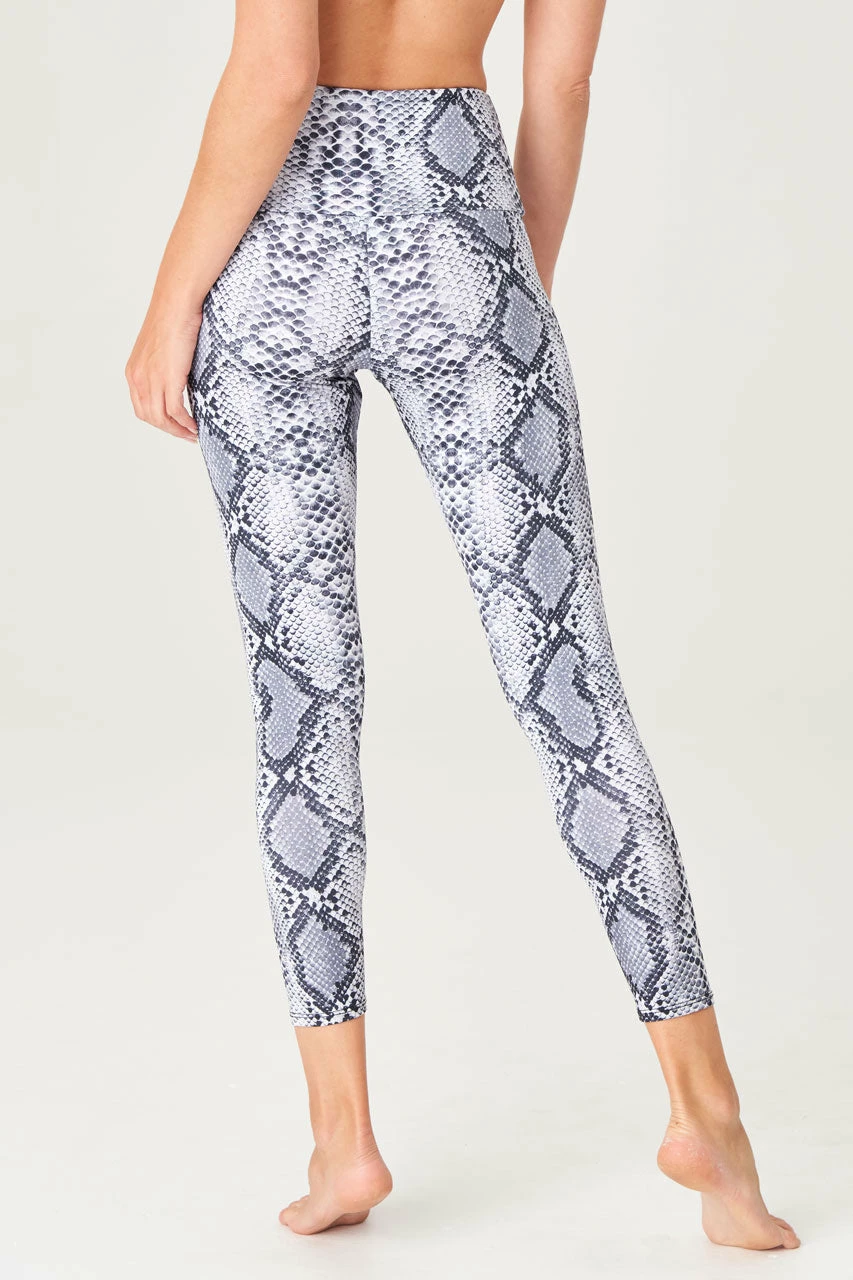 ONZIE SALE High Rise Legging - Black White Cobra 4 ONZIE SALE High Rise Legging - Black White Cobra