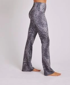 Onzie Bottoms Studio Flare Leg Pant - Gray Lynx