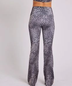 Onzie Bottoms Studio Flare Leg Pant - Gray Lynx